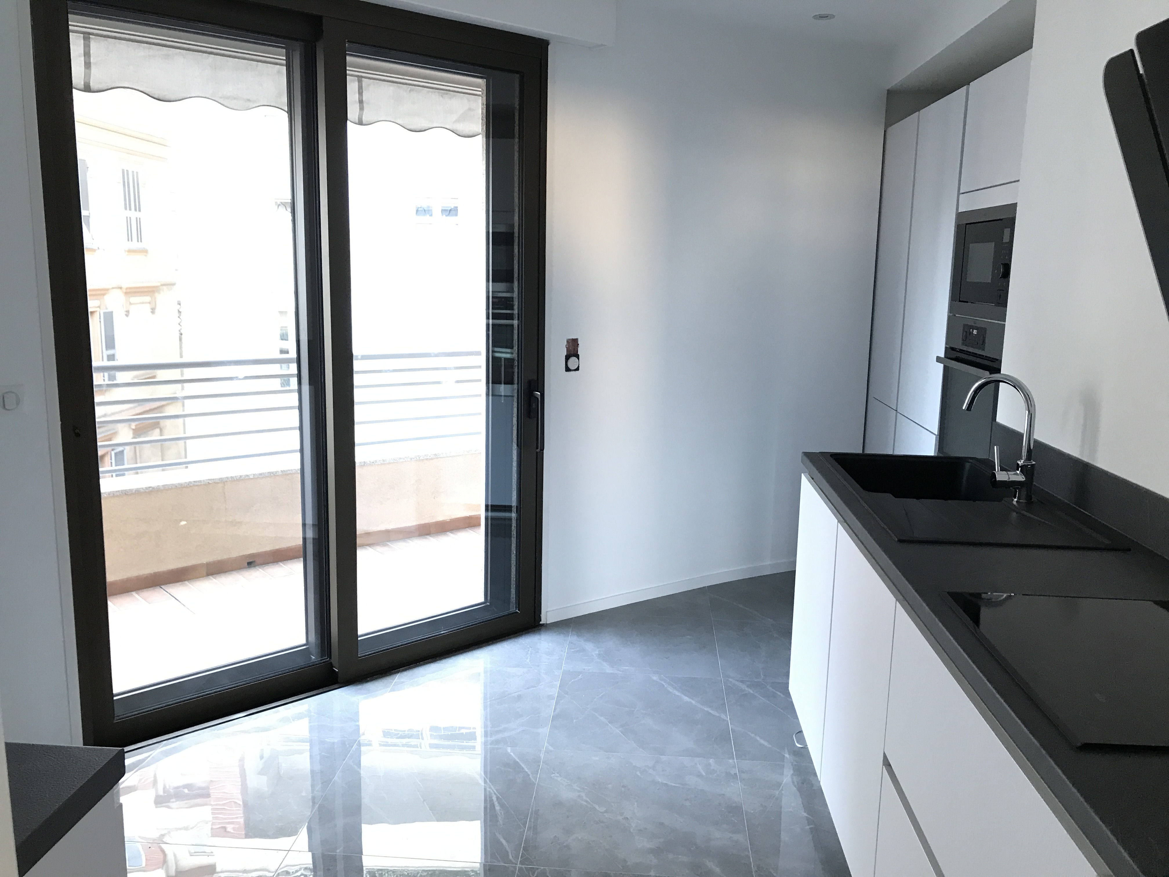 LA FELOUQUE MONACO - Rénovation complète d’un appartement de 70 m2 - Avril - Mai 2017